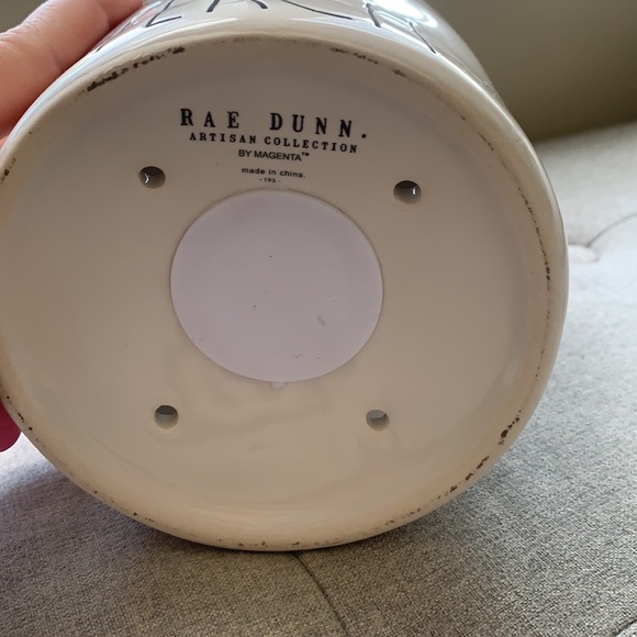 Rea Dunn - Picture 5 of 6